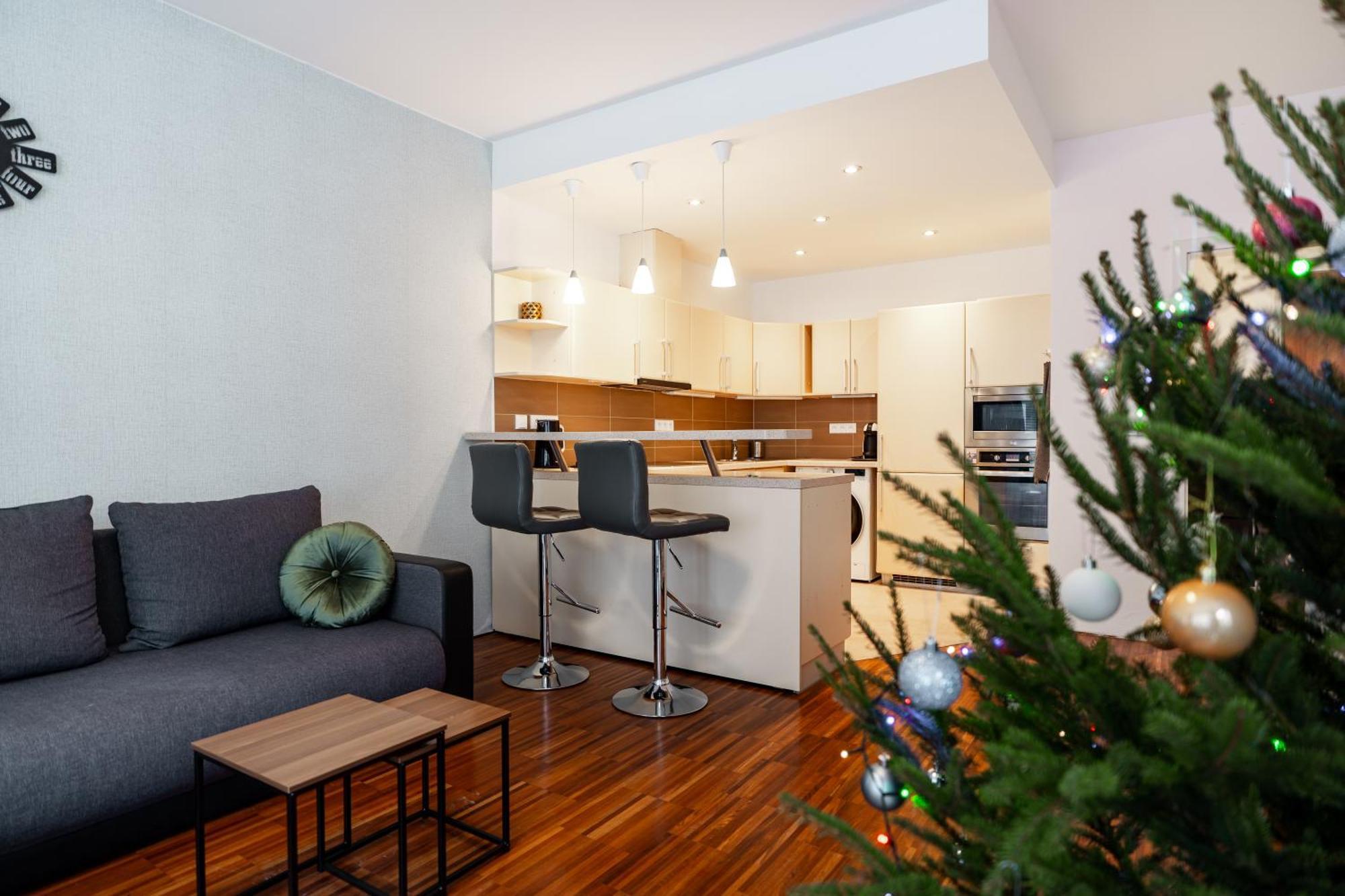 Auriapartments Karlin 2Kk S Terasou A Parkovanim Praha Bagian luar foto