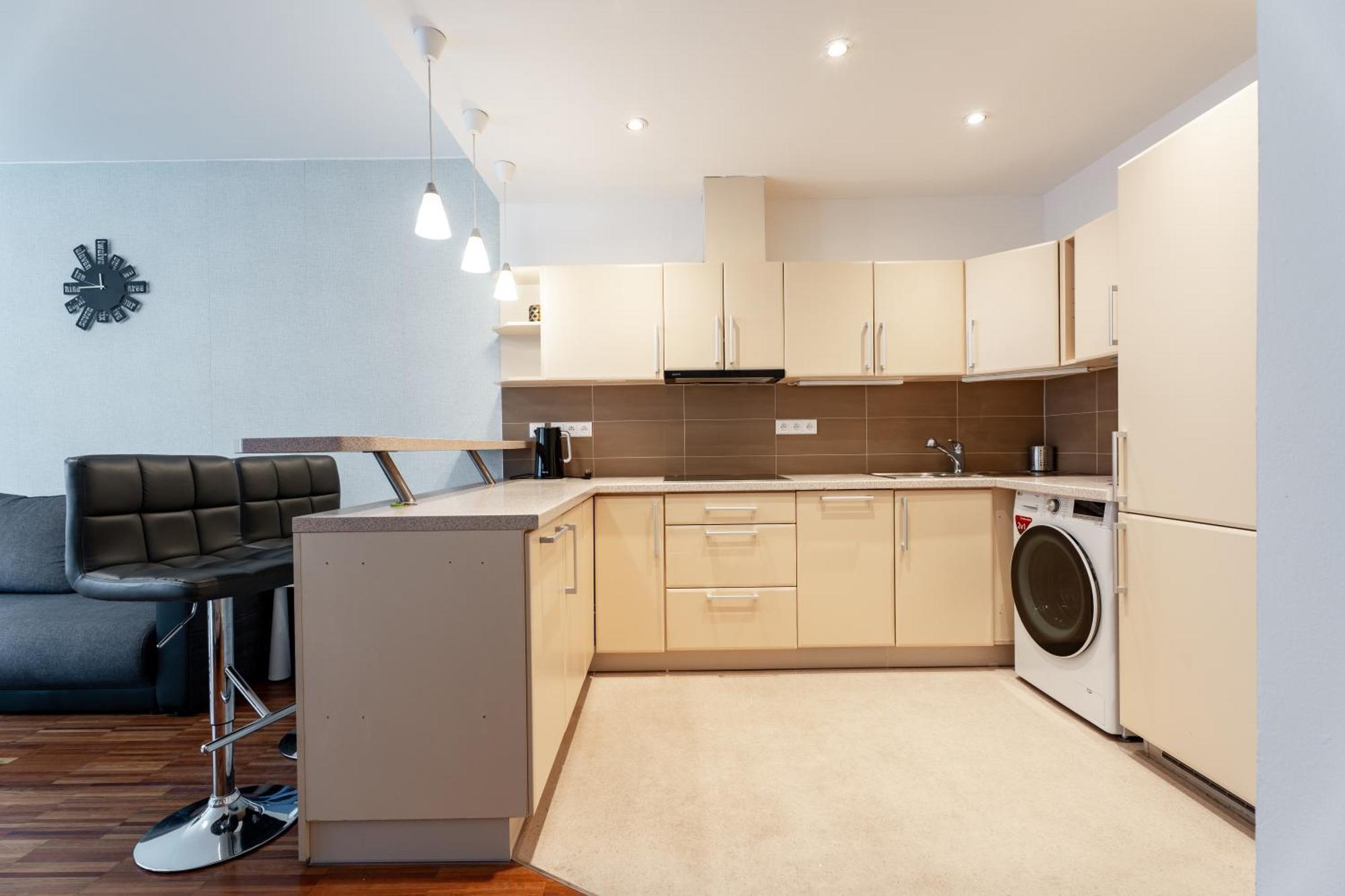 Auriapartments Karlin 2Kk S Terasou A Parkovanim Praha Bagian luar foto